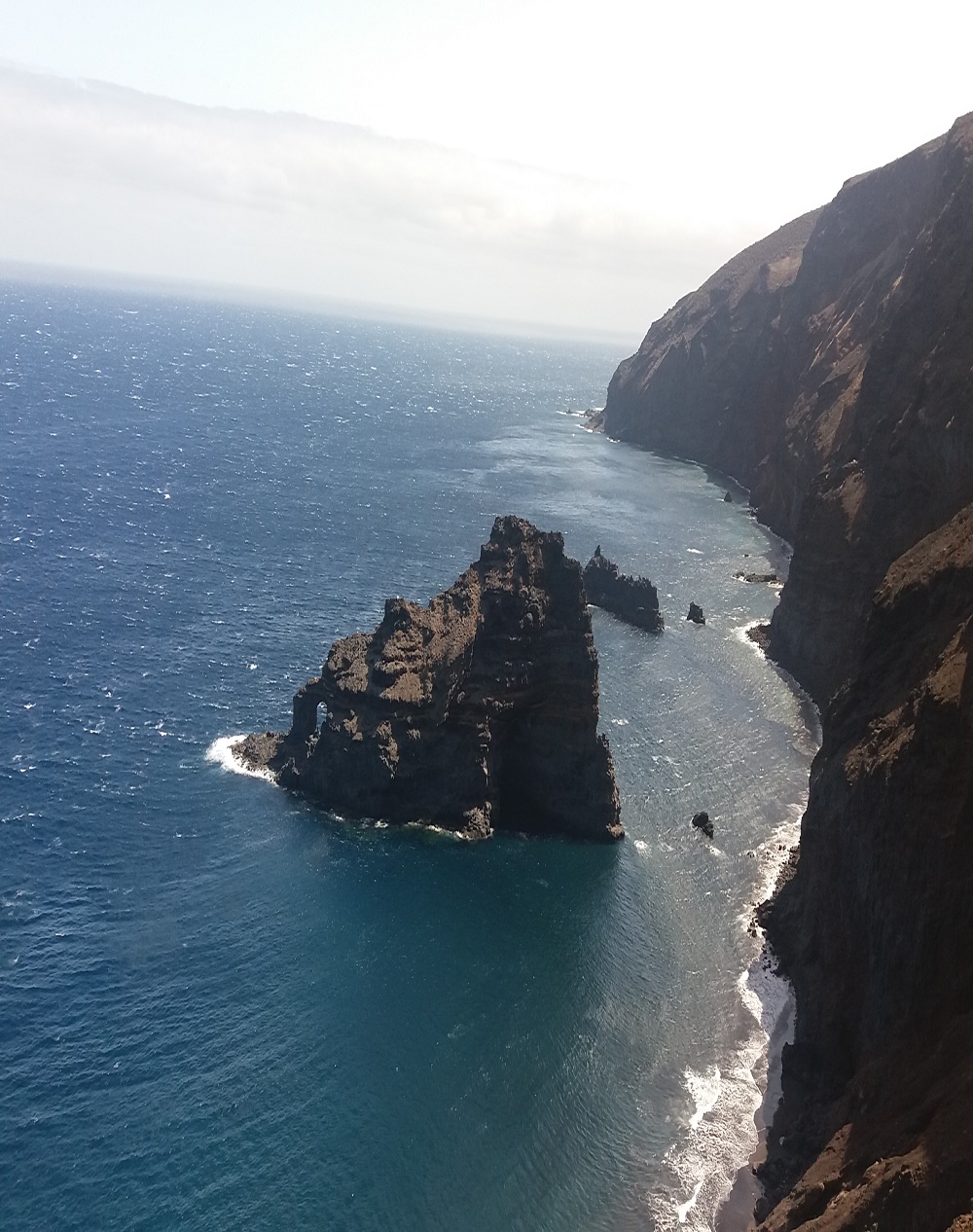 Puerto de Santo domingo de Garafía; llévame al monte de madrugada.