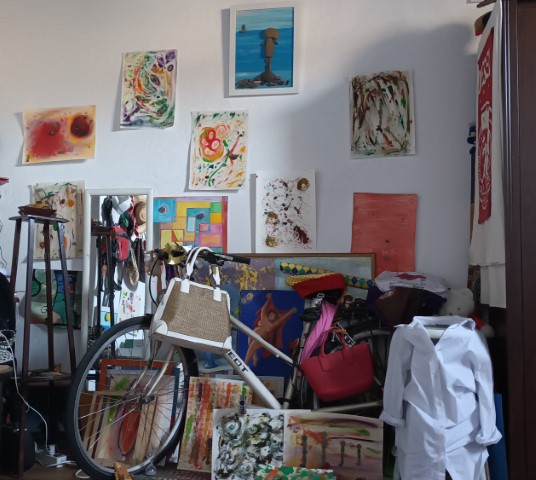 GaleríaIsaArte en su habitación de inspiración