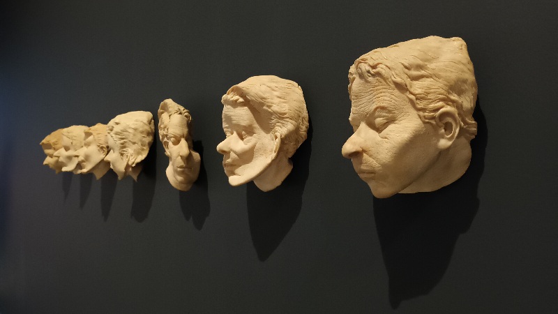 Esculturas de latex????, caras