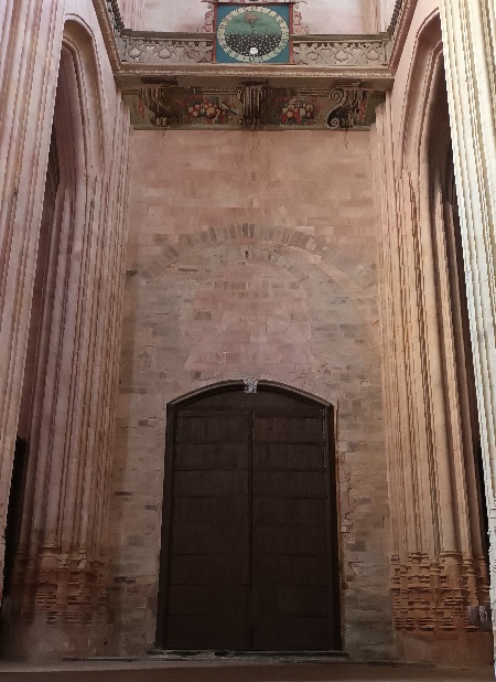 Piedras sobre piedras en la catedral de Astorga